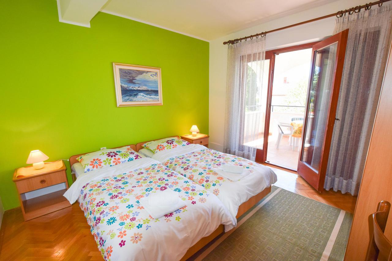 Apartments Drago Malinska Eksteriør billede